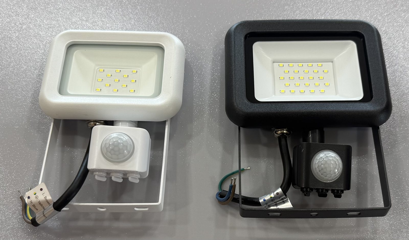 Прожектор ДО-15 10Вт SENSOR ТМ GLX
